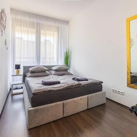 Sensational Location 3room