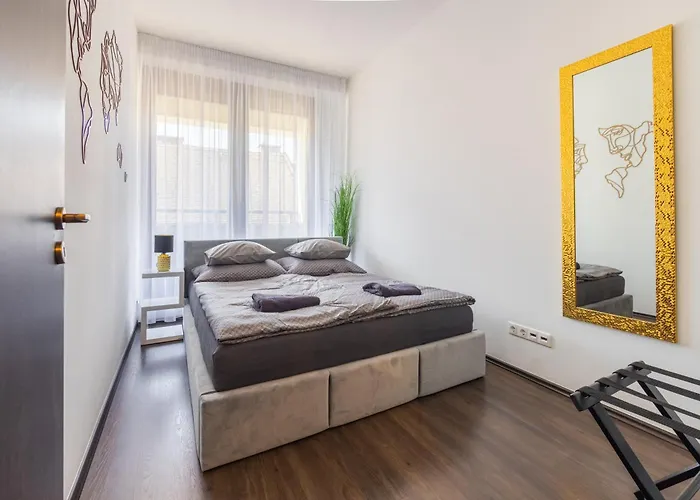 Sensational Location 3room